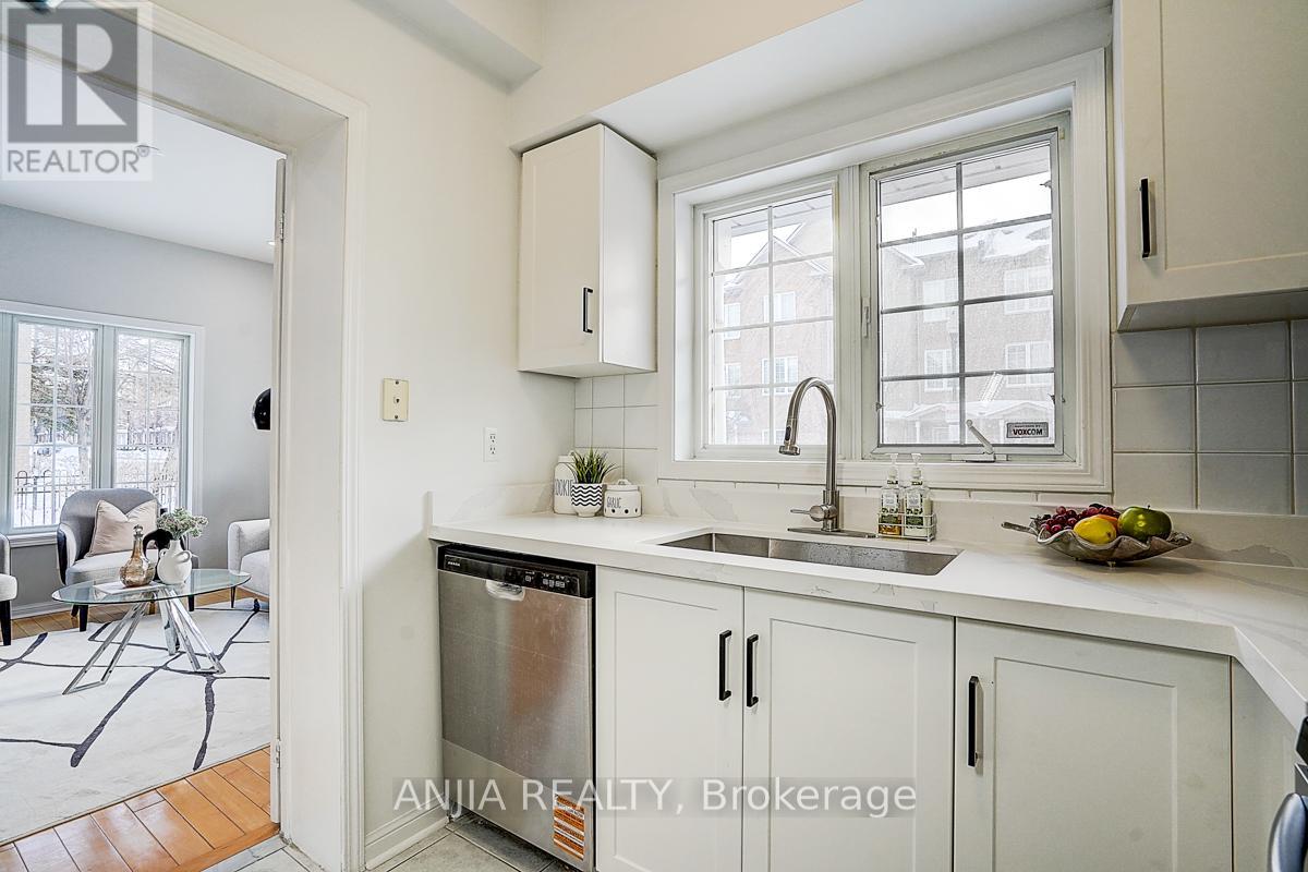 5 - 16 St Moritz Way, Markham, Ontario  L3R 4G2 - Photo 10 - N12723396