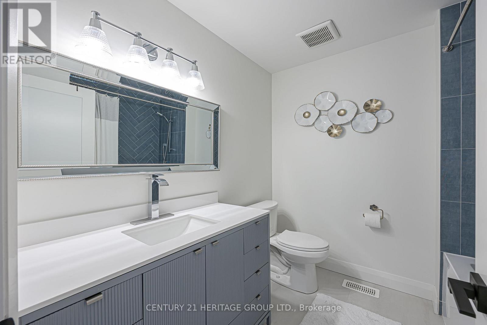 93 Ridge Gate Crescent, East Gwillimbury (Mt Albert), Ontario  L0G 1M0 - Photo 25 - N12723456