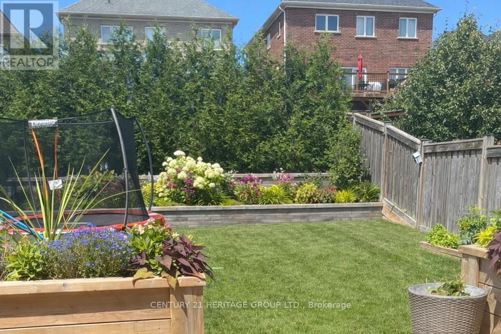 93 Ridge Gate Crescent, East Gwillimbury (Mt Albert), Ontario  L0G 1M0 - Photo 34 - N12723456