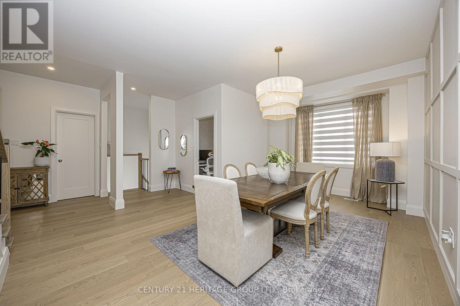 93 Ridge Gate Crescent, East Gwillimbury (Mt Albert), Ontario  L0G 1M0 - Photo 6 - N12723456