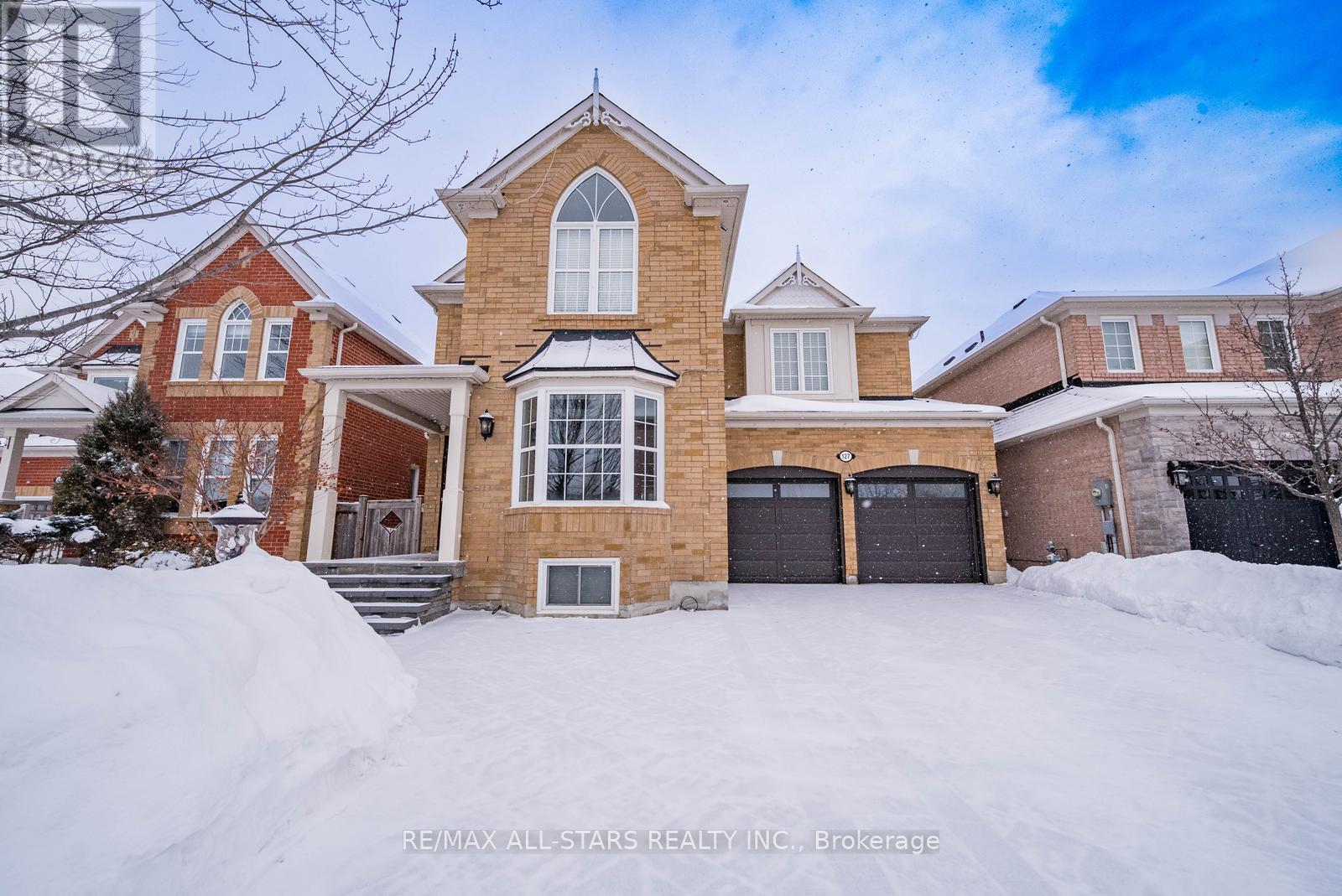 127 YORKLEIGH CIRCLE, Whitchurch-Stouffville, Ontario