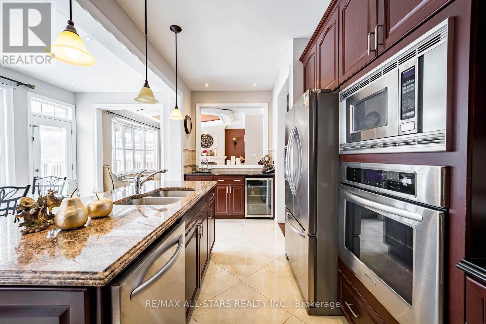 127 Yorkleigh Circle, Whitchurch-Stouffville, Ontario  L4A 0Z5 - Photo 17 - N12723458