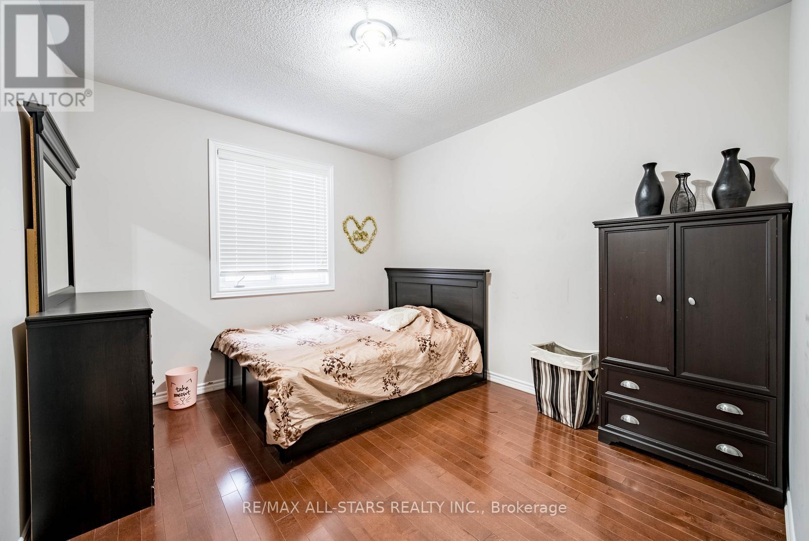 127 Yorkleigh Circle, Whitchurch-Stouffville, Ontario  L4A 0Z5 - Photo 25 - N12723458