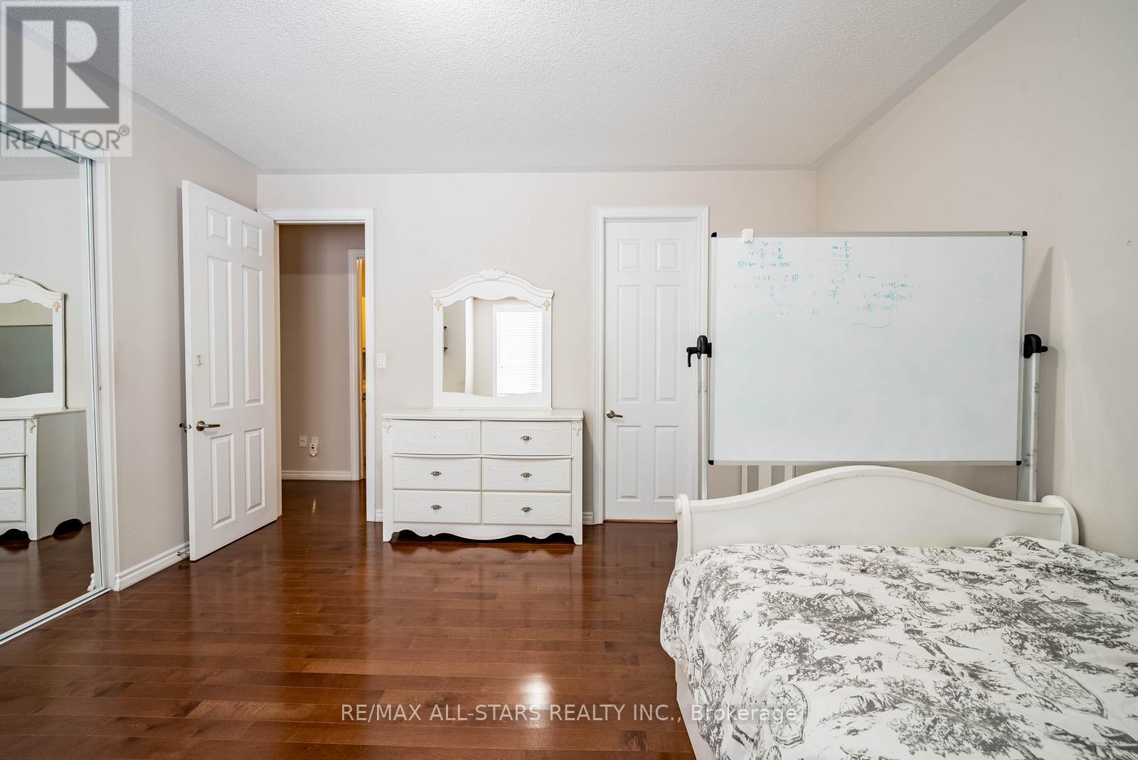 127 Yorkleigh Circle, Whitchurch-Stouffville, Ontario  L4A 0Z5 - Photo 28 - N12723458