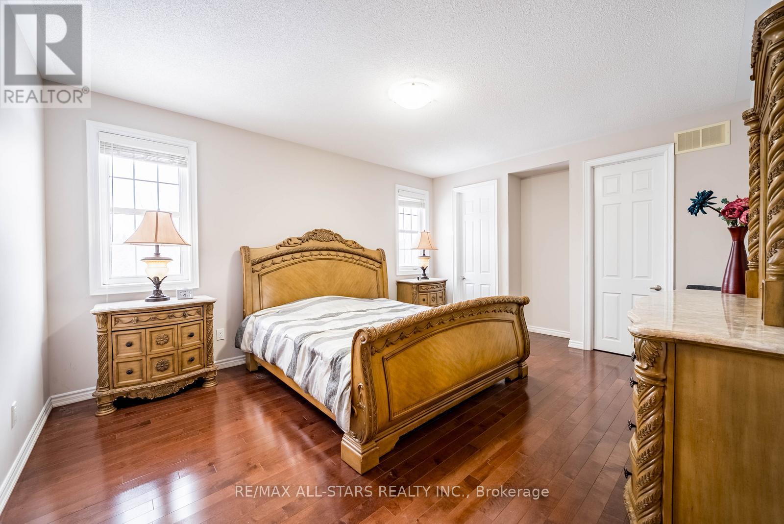 127 Yorkleigh Circle, Whitchurch-Stouffville, Ontario  L4A 0Z5 - Photo 31 - N12723458