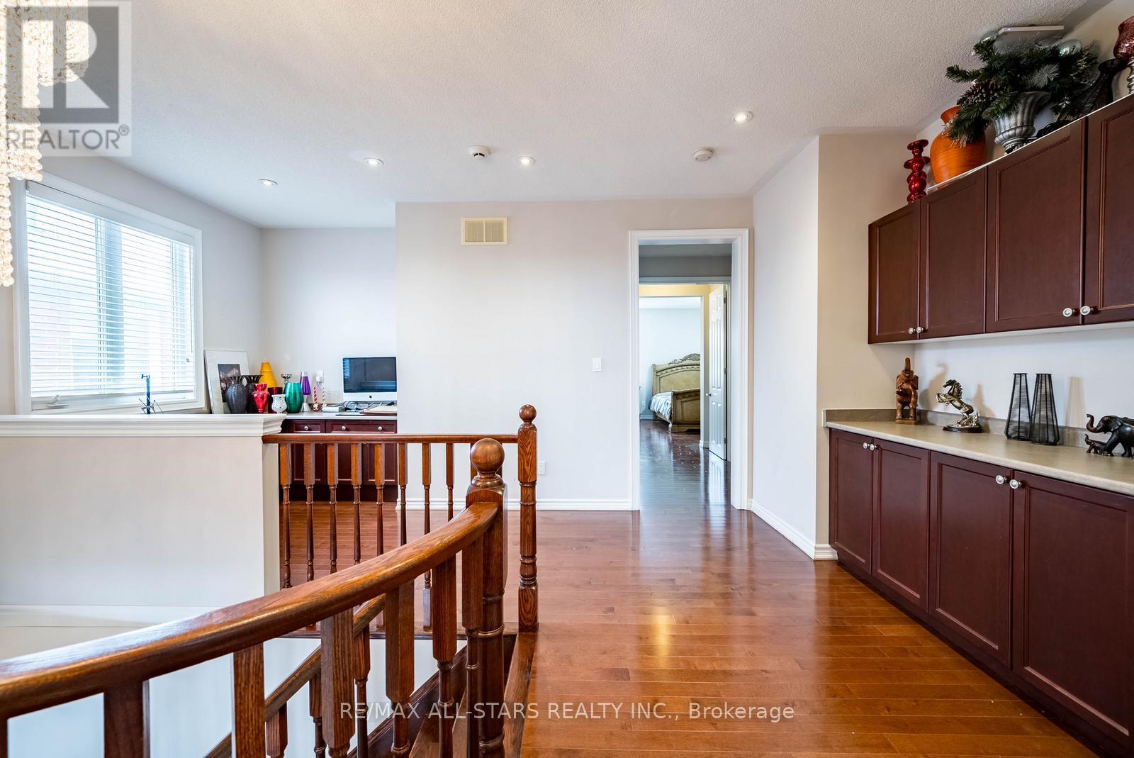 127 Yorkleigh Circle, Whitchurch-Stouffville, Ontario  L4A 0Z5 - Photo 35 - N12723458