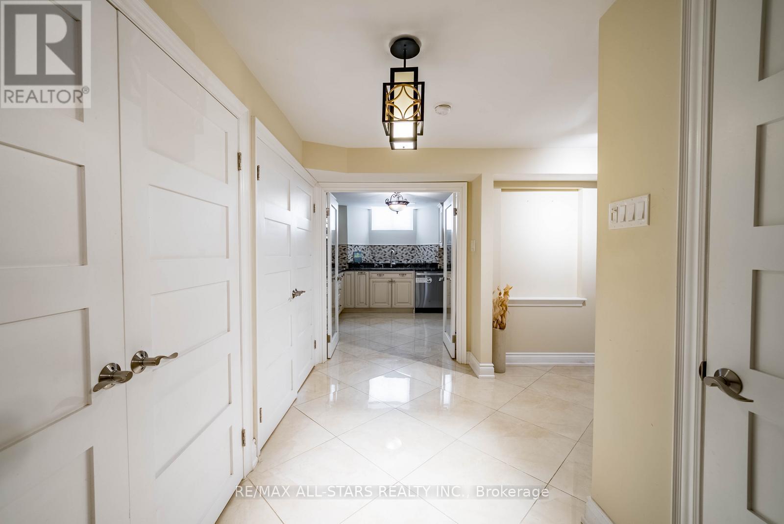 127 Yorkleigh Circle, Whitchurch-Stouffville, Ontario  L4A 0Z5 - Photo 38 - N12723458