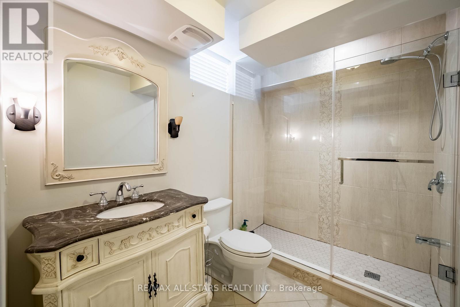 127 Yorkleigh Circle, Whitchurch-Stouffville, Ontario  L4A 0Z5 - Photo 44 - N12723458