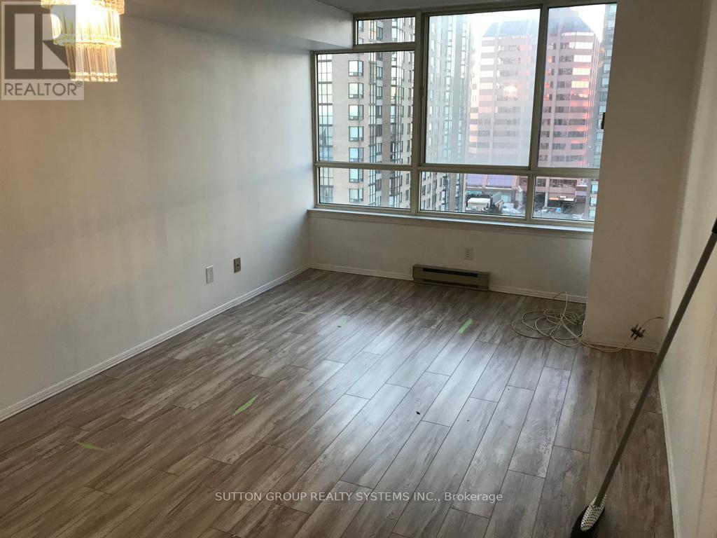 1104a - 3605 Kariya Drive, Mississauga, Ontario  L5B 3J4 - Photo 7 - W12638006