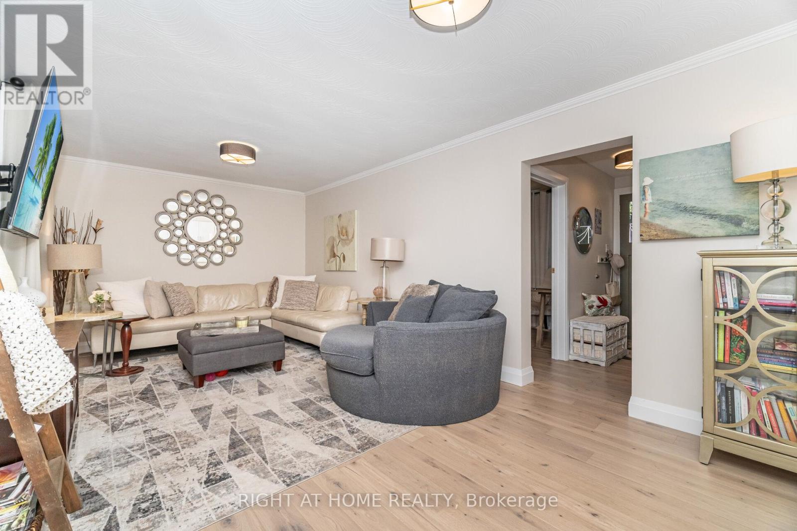 5188 Cherryhill Crescent, Burlington, Ontario  L7L 4C4 - Photo 23 - W12723412