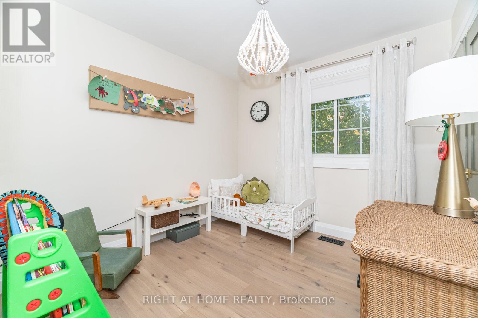 5188 Cherryhill Crescent, Burlington, Ontario  L7L 4C4 - Photo 32 - W12723412