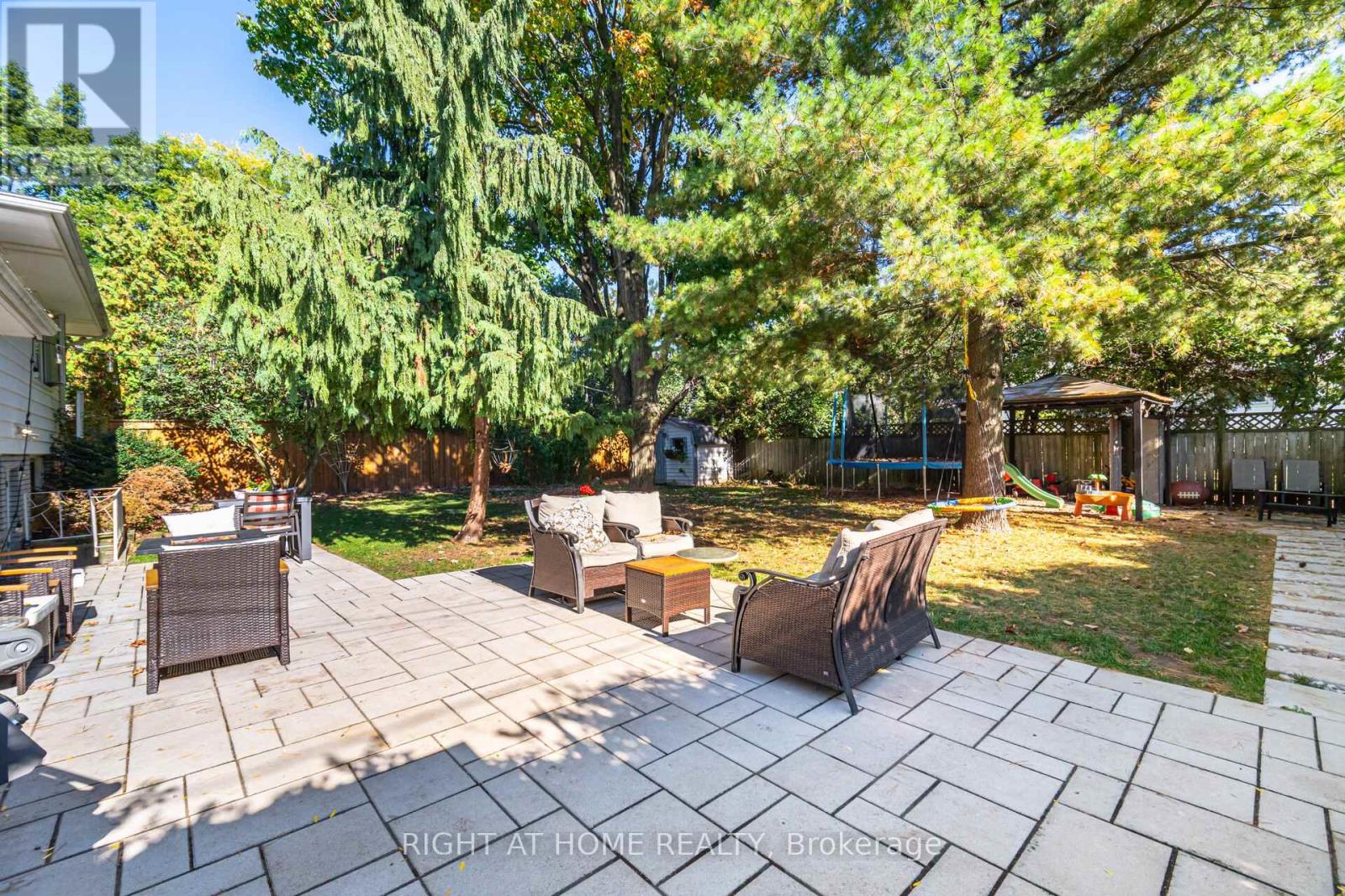 5188 Cherryhill Crescent, Burlington, Ontario  L7L 4C4 - Photo 41 - W12723412