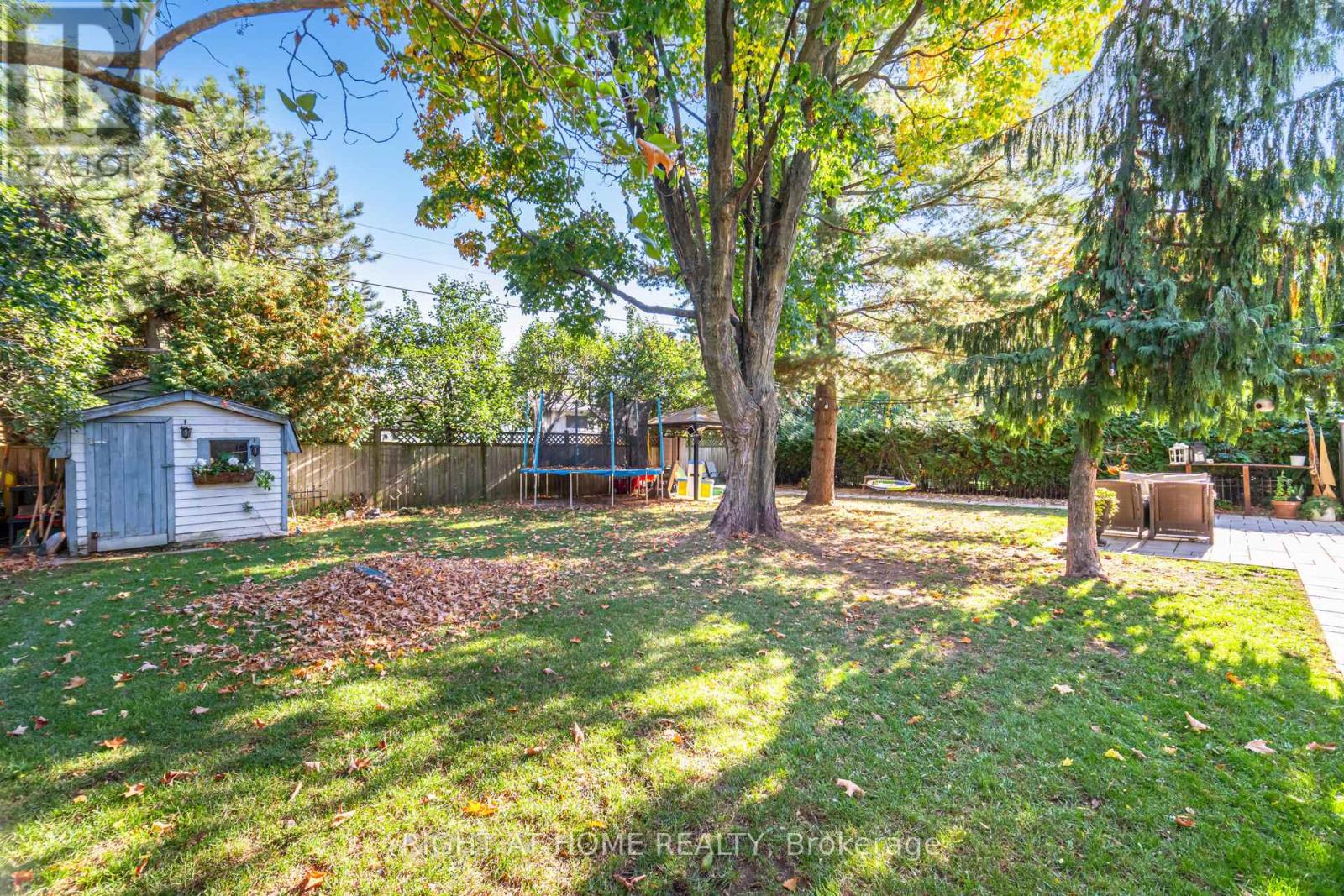 5188 Cherryhill Crescent, Burlington, Ontario  L7L 4C4 - Photo 47 - W12723412