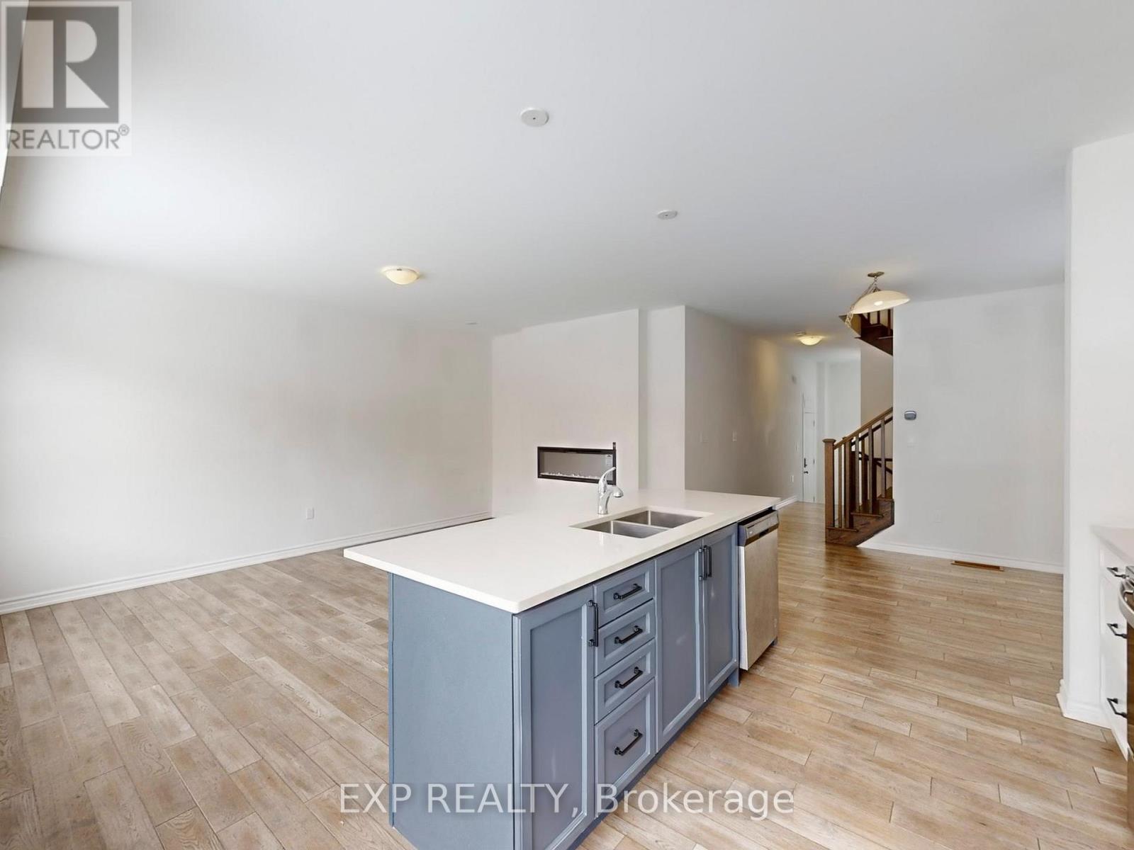 86 Keppel Circle, Brampton, Ontario  L7A 5K9 - Photo 10 - W12723426