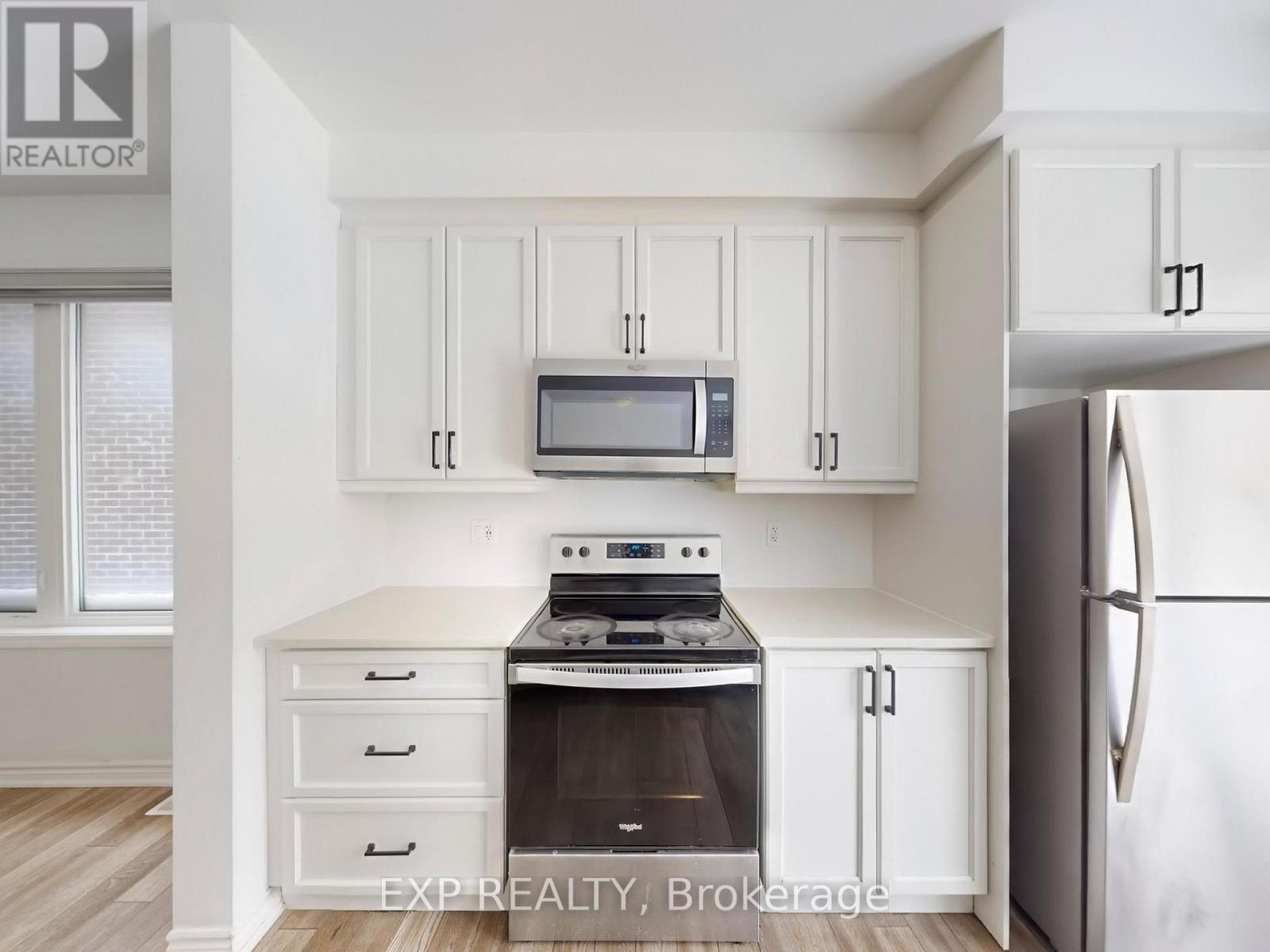 86 Keppel Circle, Brampton, Ontario  L7A 5K9 - Photo 11 - W12723426