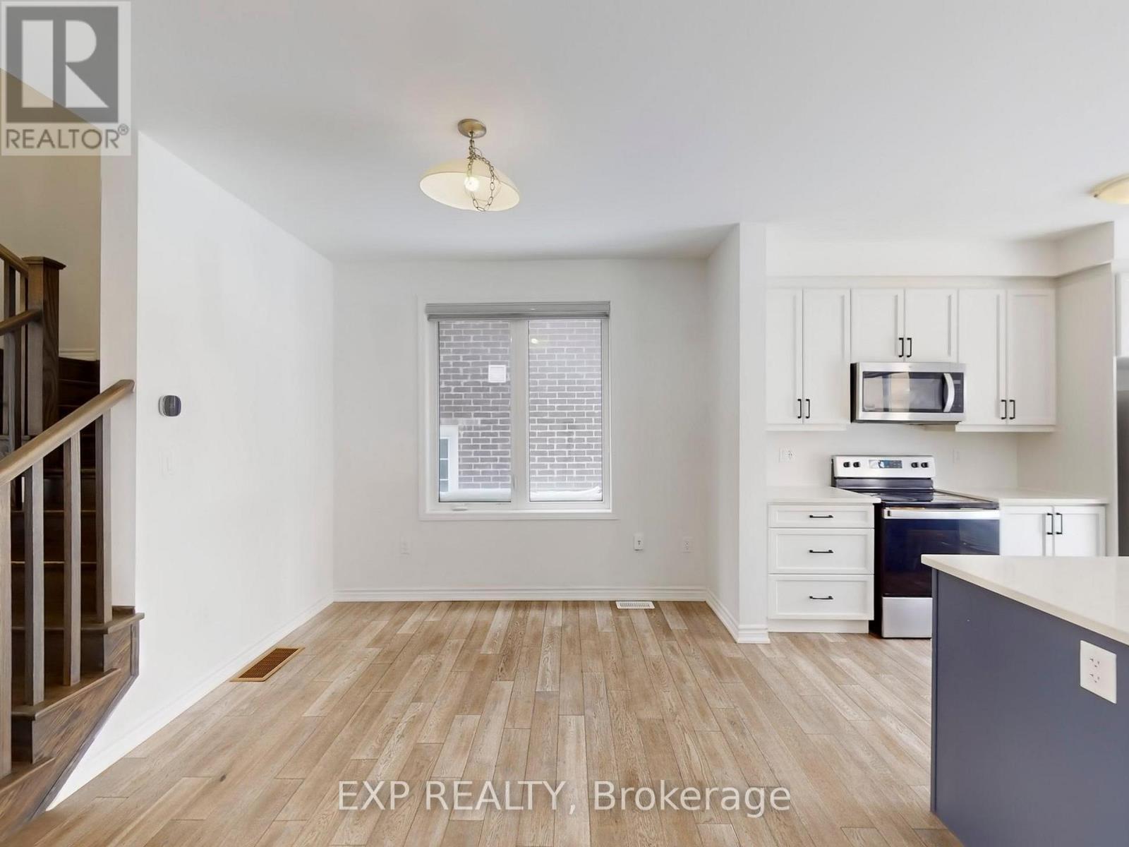 86 Keppel Circle, Brampton, Ontario  L7A 5K9 - Photo 12 - W12723426