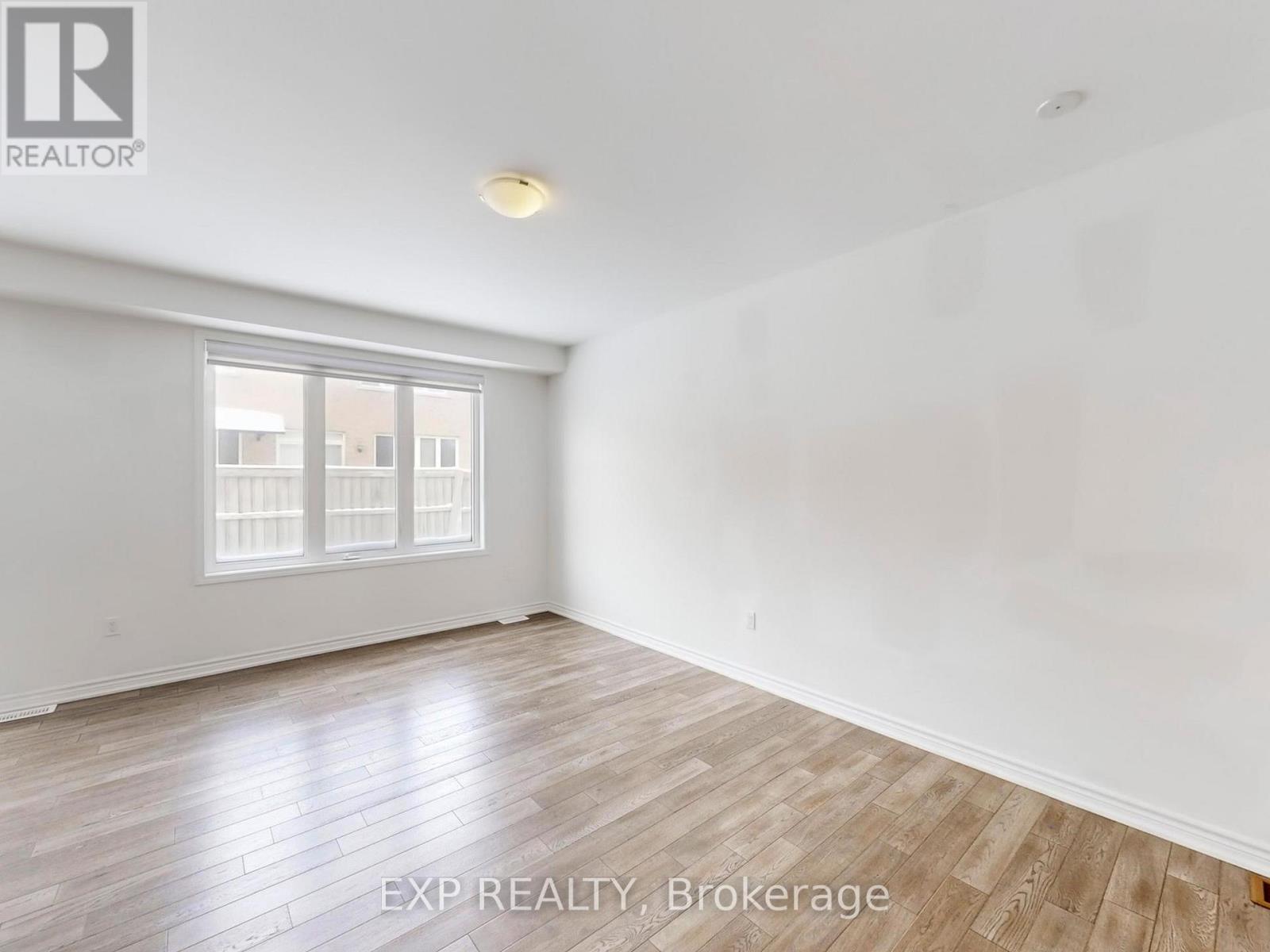 86 Keppel Circle, Brampton, Ontario  L7A 5K9 - Photo 6 - W12723426