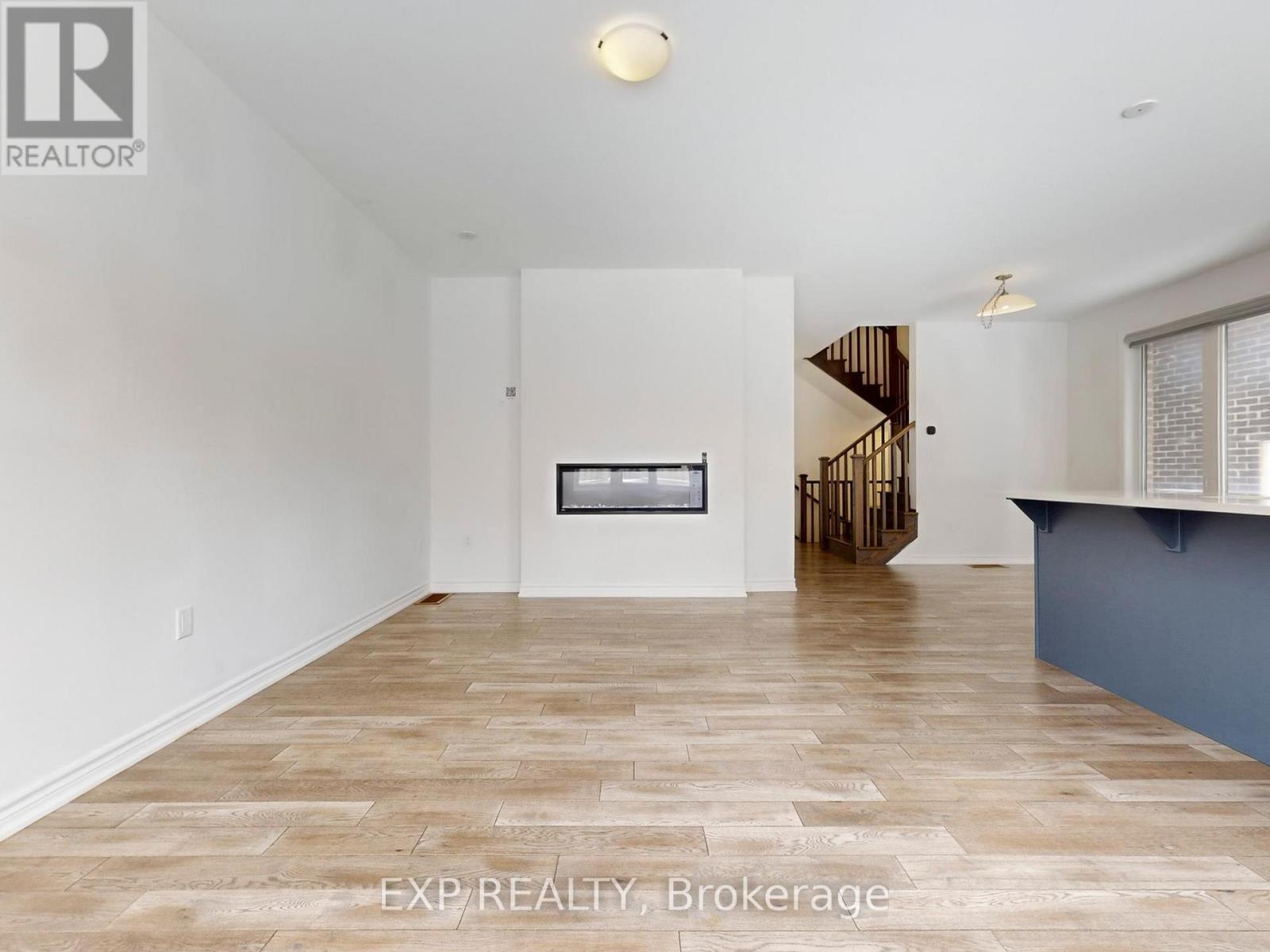 86 Keppel Circle, Brampton, Ontario  L7A 5K9 - Photo 8 - W12723426