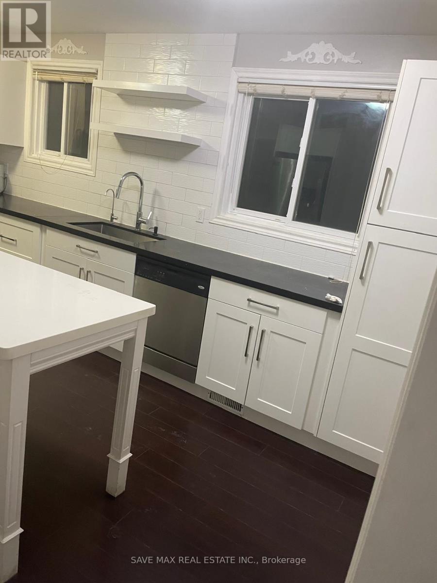 28 Royal Salisbury Way, Brampton, Ontario  L6V 3J6 - Photo 8 - W12723442