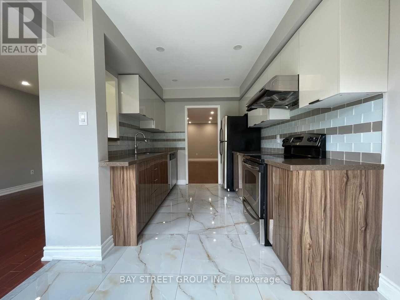 52 - 2550 Thomas Street, Mississauga, Ontario  L5M 5N8 - Photo 4 - W12723464