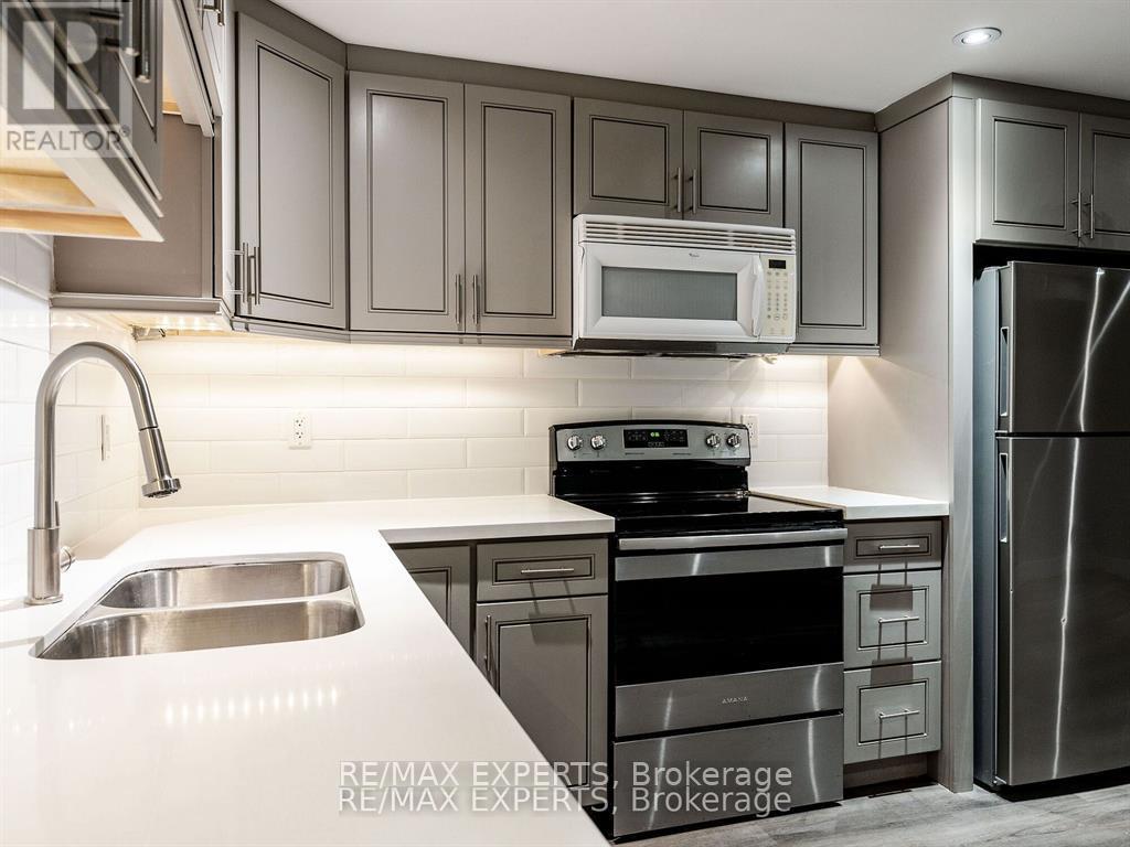 Basement - 2 Hyde Avenue, Toronto, Ontario  M6M 1J3 - Photo 10 - W12723470