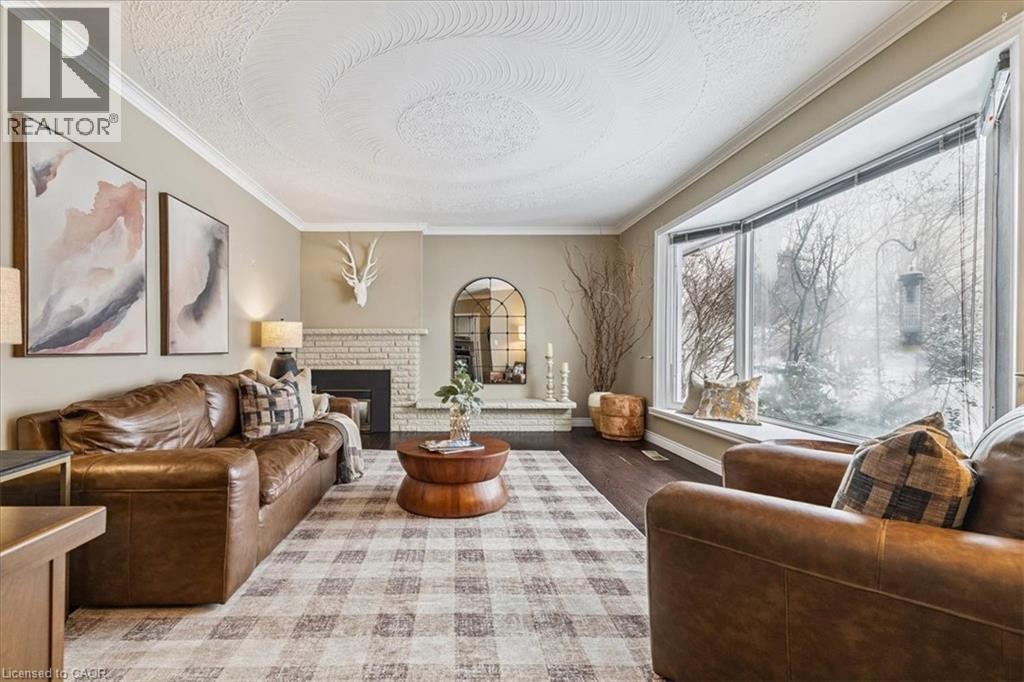 359 Pepper Drive, Burlington, Ontario  L7R 3C8 - Photo 7 - 40799678