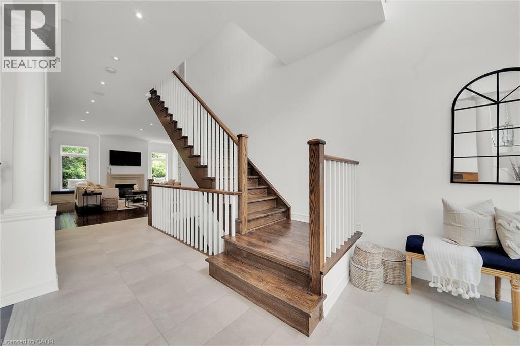 6 Vanderburgh Lane, Grimsby, Ontario  L3M 1P5 - Photo 8 - 40799514