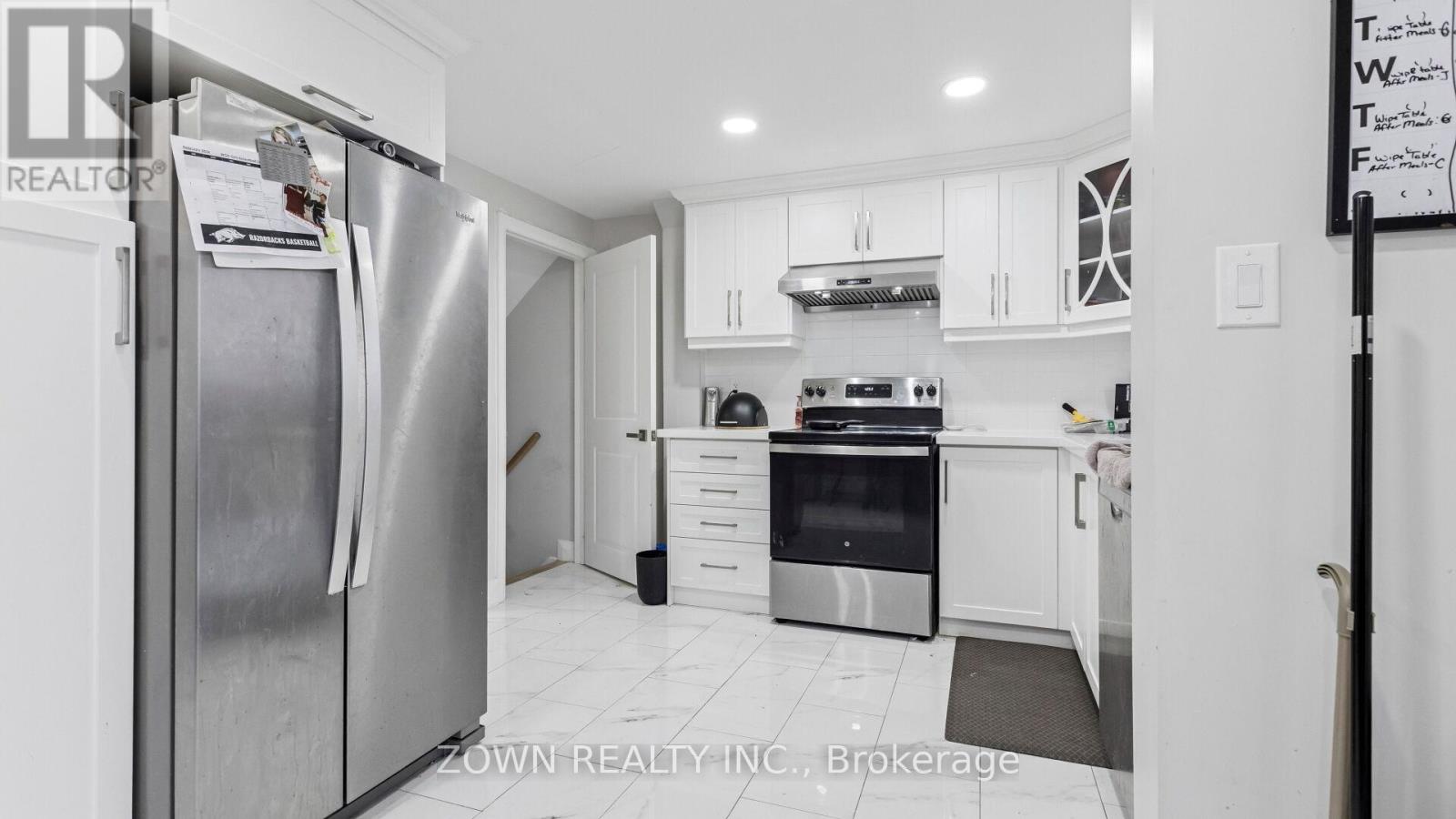 508 Parkview Crescent, Cambridge, Ontario  N3H 4X7 - Photo 8 - X12723434