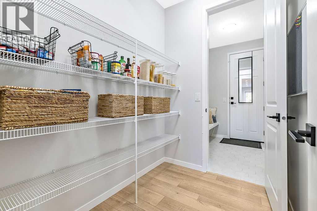 186 West Grove Point Sw, Calgary, Alberta  T3H 1Y7 - Photo 9 - A2278852