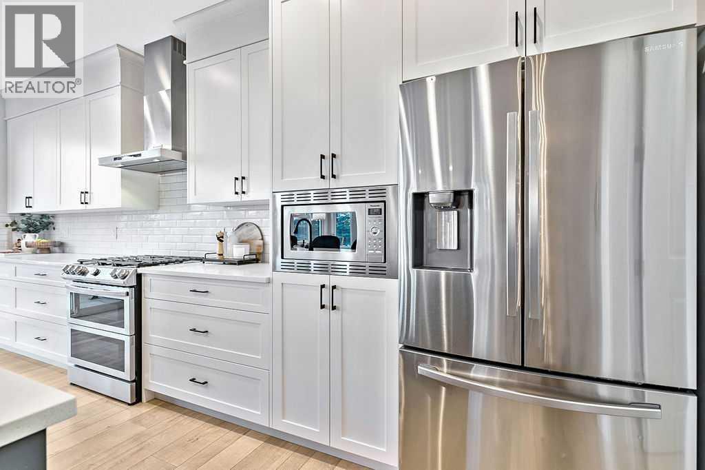 186 West Grove Point Sw, Calgary, Alberta  T3H 1Y7 - Photo 8 - A2278852