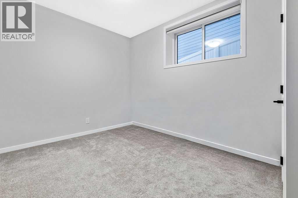 186 West Grove Point Sw, Calgary, Alberta  T3H 1Y7 - Photo 32 - A2278852