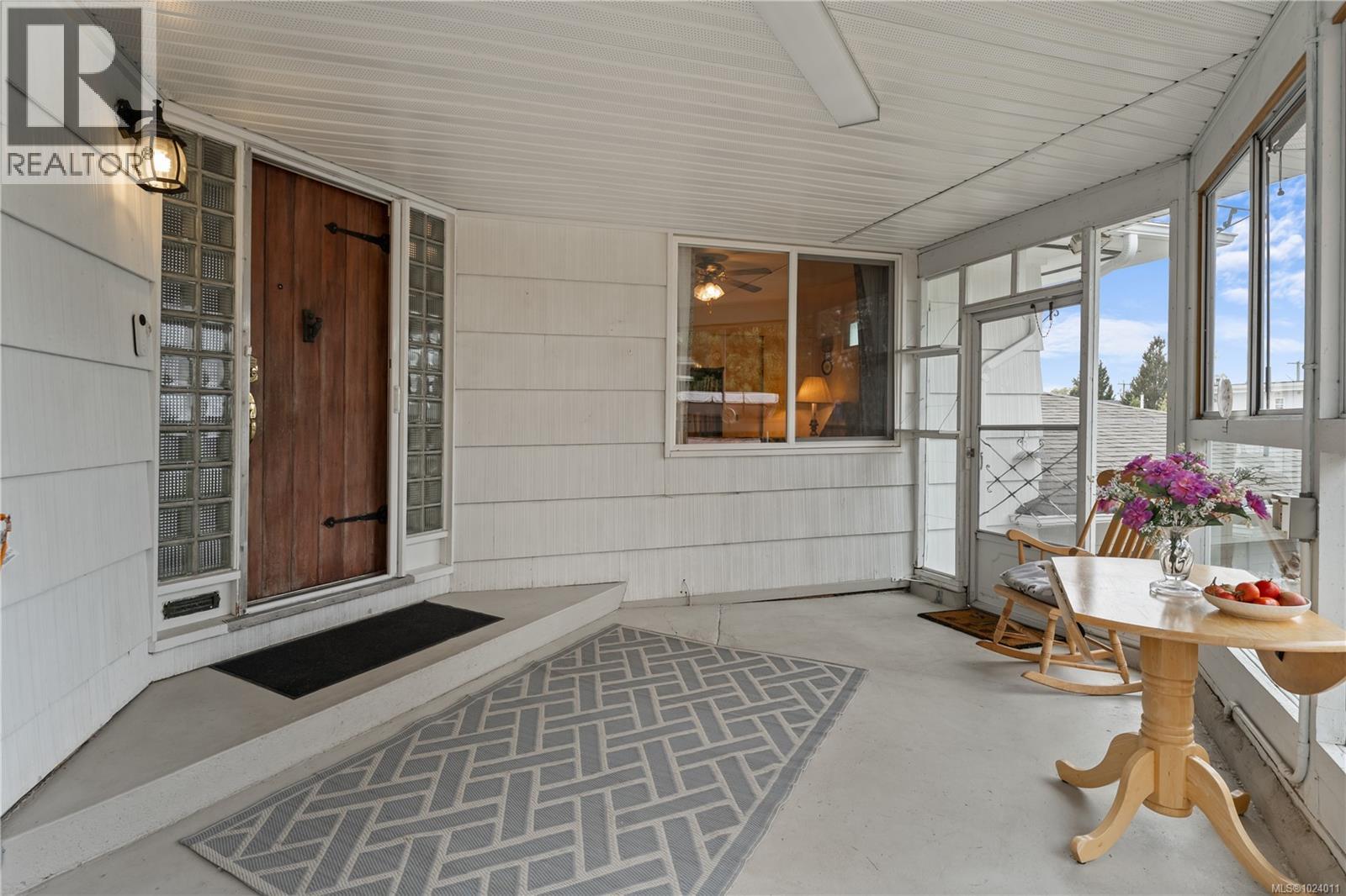 609 Milton St, Nanaimo, British Columbia  V9R 2L4 - Photo 31 - 1024011