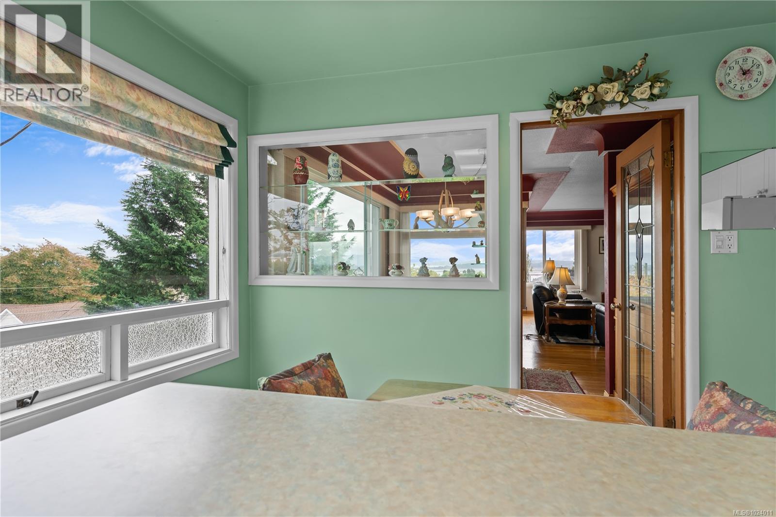 609 Milton St, Nanaimo, British Columbia  V9R 2L4 - Photo 7 - 1024011