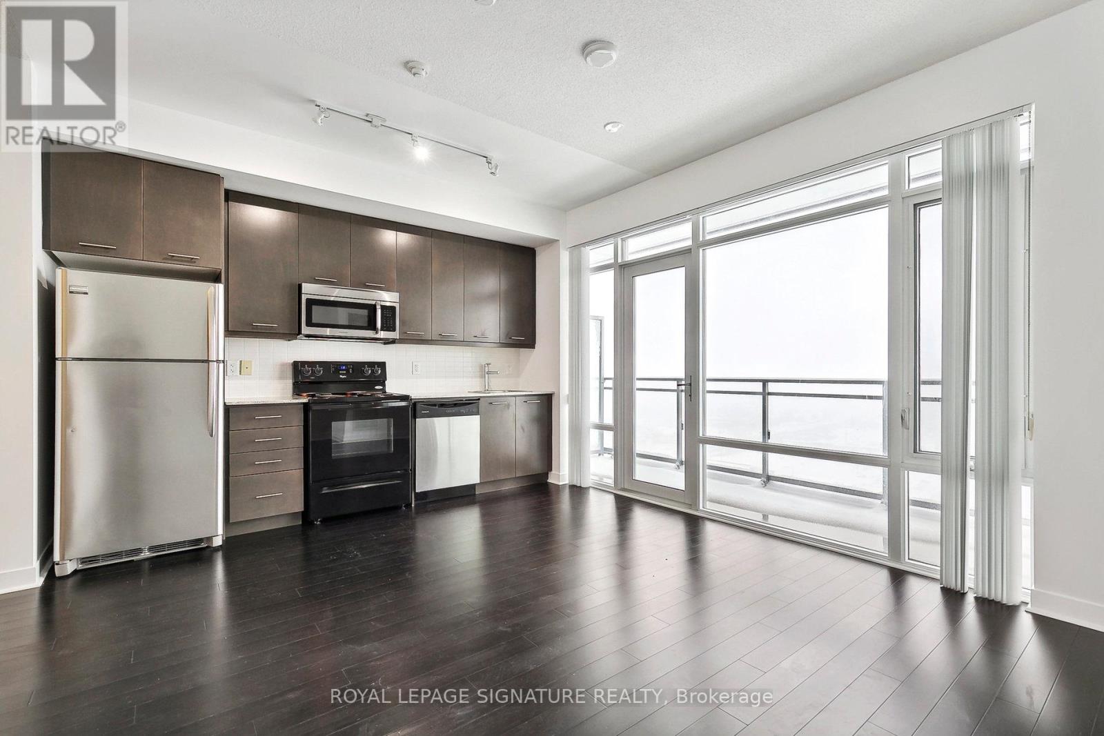 2701 - 360 Square One Drive, Mississauga, Ontario  L5B 0G7 - Photo 8 - W12722230