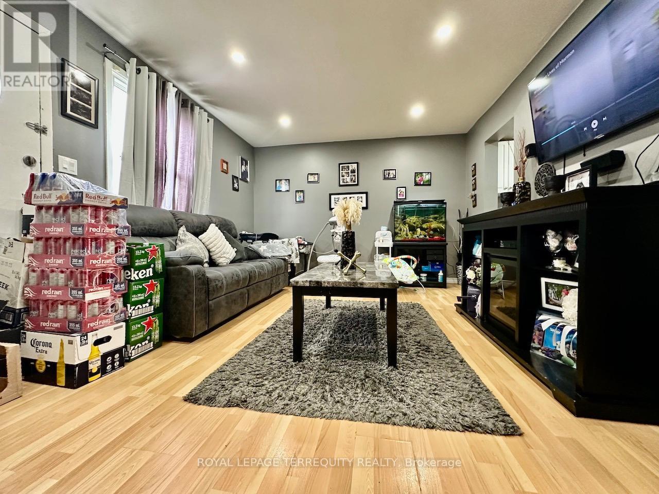 12 Orchard Place, Chatham-Kent, Ontario  N7M 1A6 - Photo 6 - X12722404