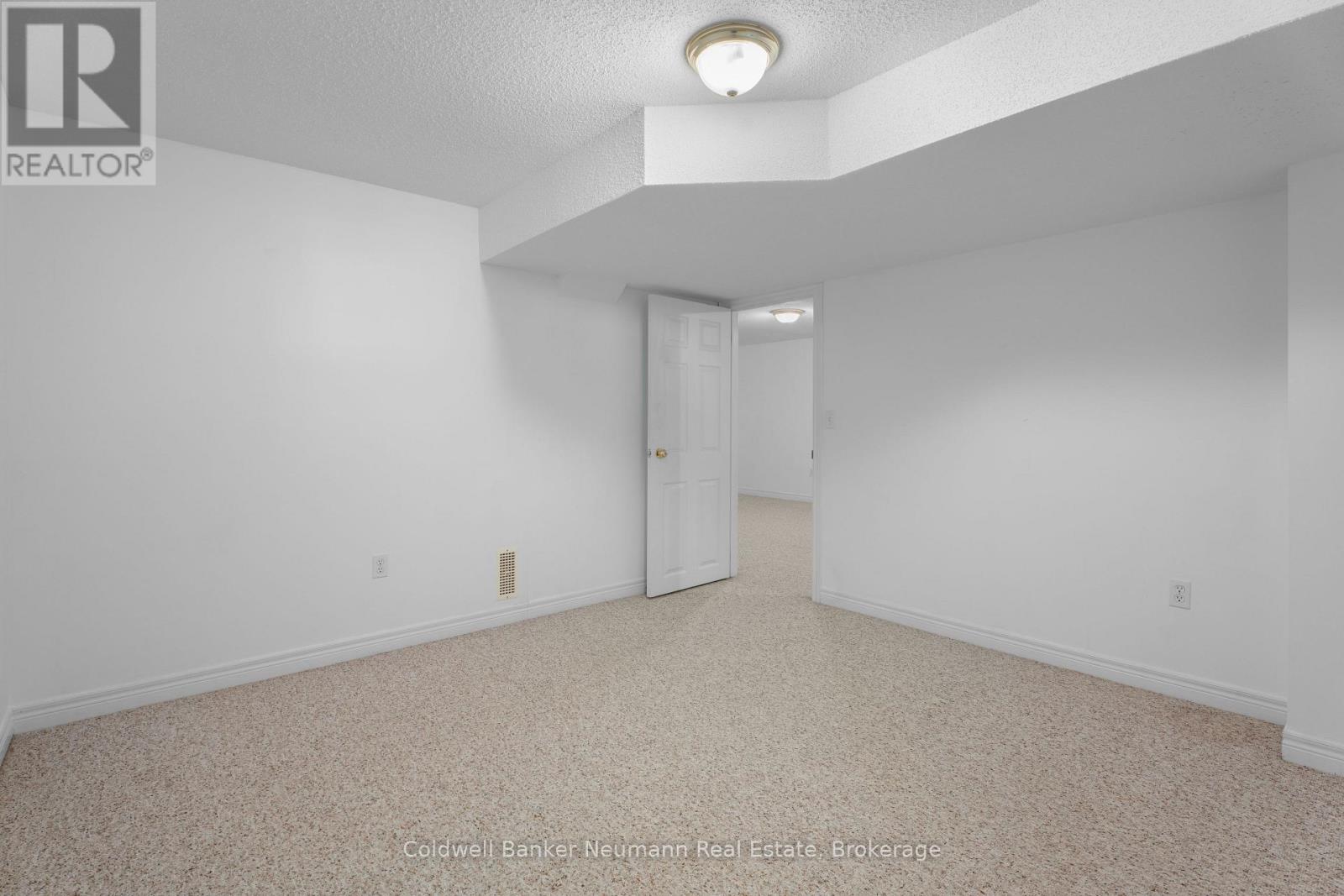 15 Westwind Circle, Guelph, Ontario  N1G 4Z4 - Photo 14 - X12723590