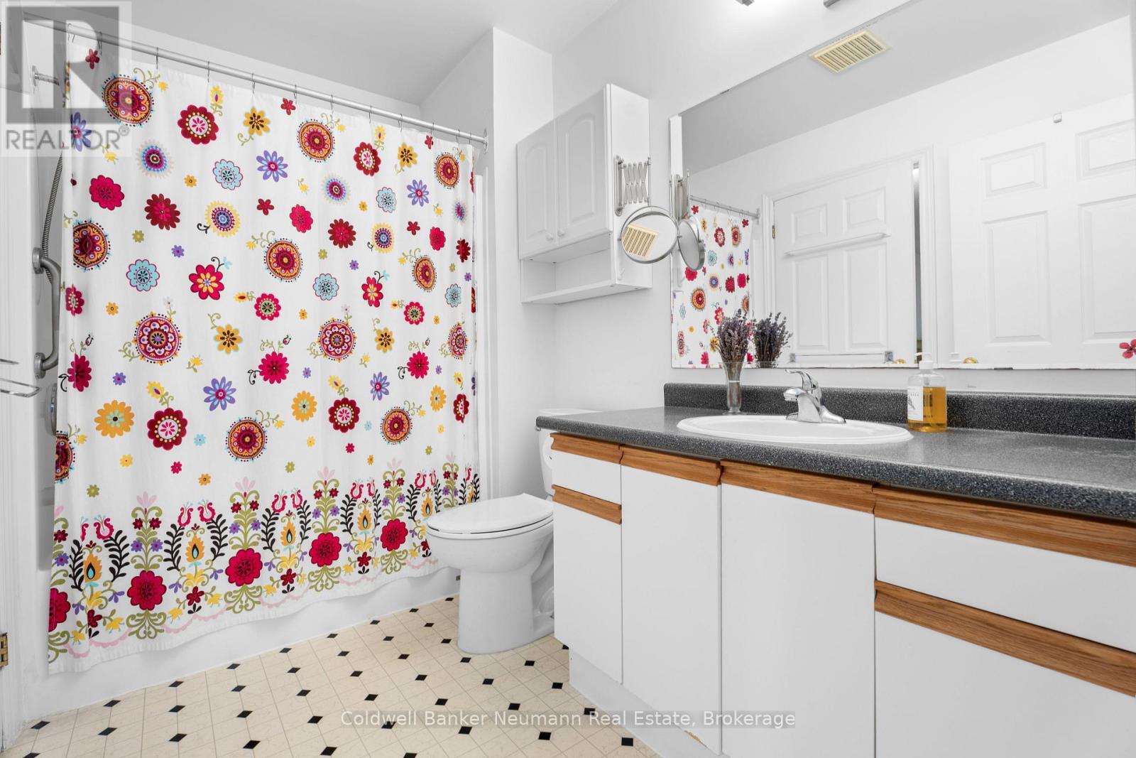 15 Westwind Circle, Guelph, Ontario  N1G 4Z4 - Photo 23 - X12723590