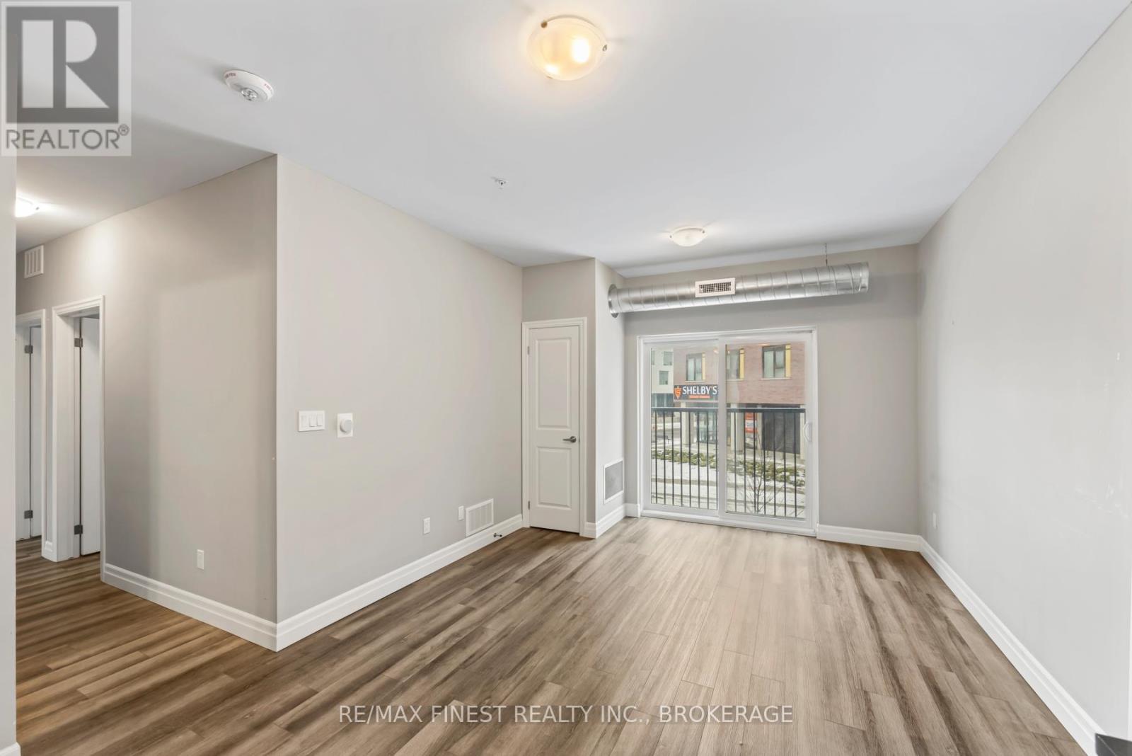 202 - 501 Frontenac Street, Kingston, Ontario  K4K 4L9 - Photo 9 - X12723496