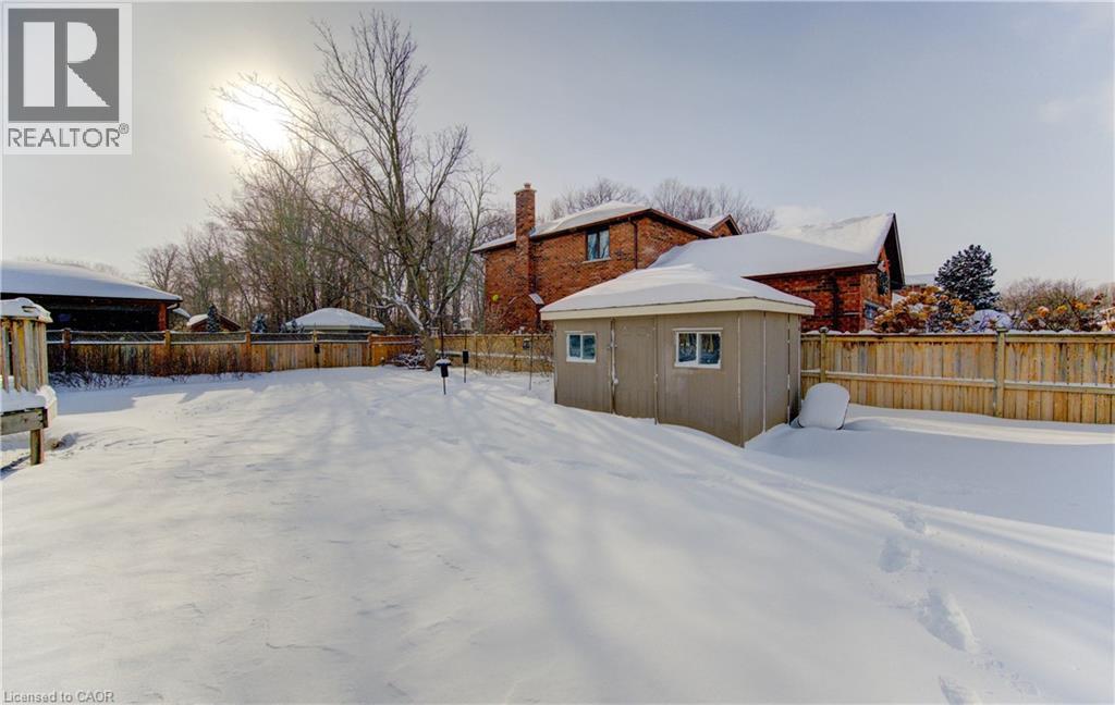 593 Guildwood Place, Waterloo, Ontario  N2K 3M3 - Photo 34 - 40799264