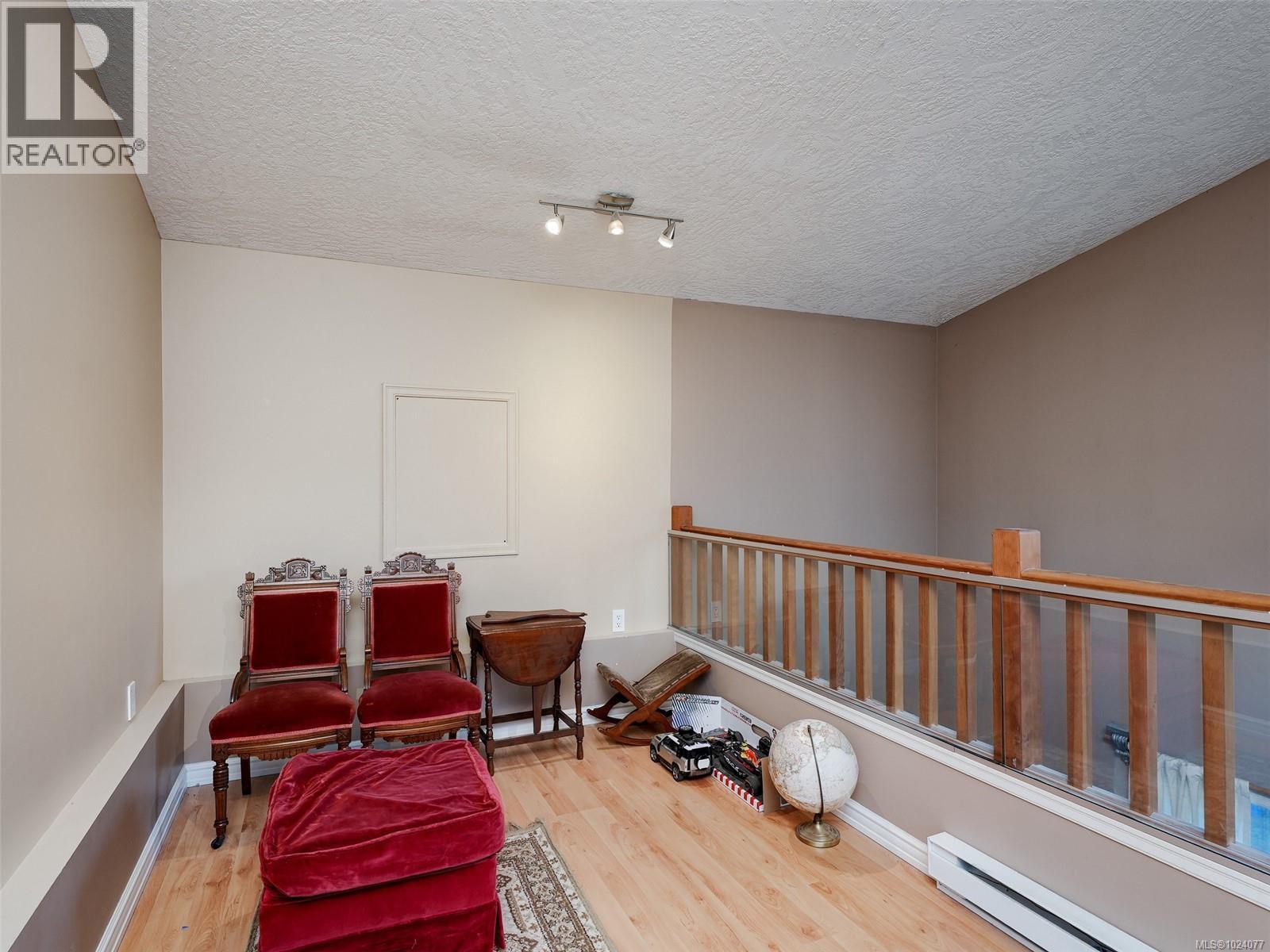 668 Charmar Cres, Langford, British Columbia  V9B 5W2 - Photo 16 - 1024077