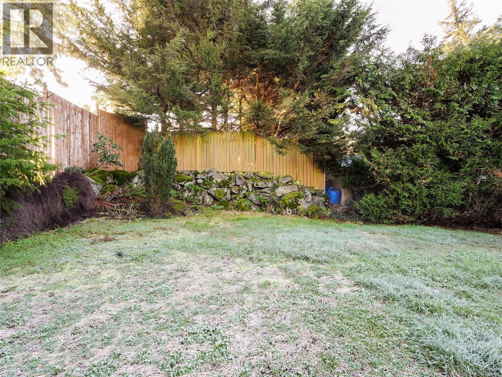 668 Charmar Cres, Langford, British Columbia  V9B 5W2 - Photo 23 - 1024077