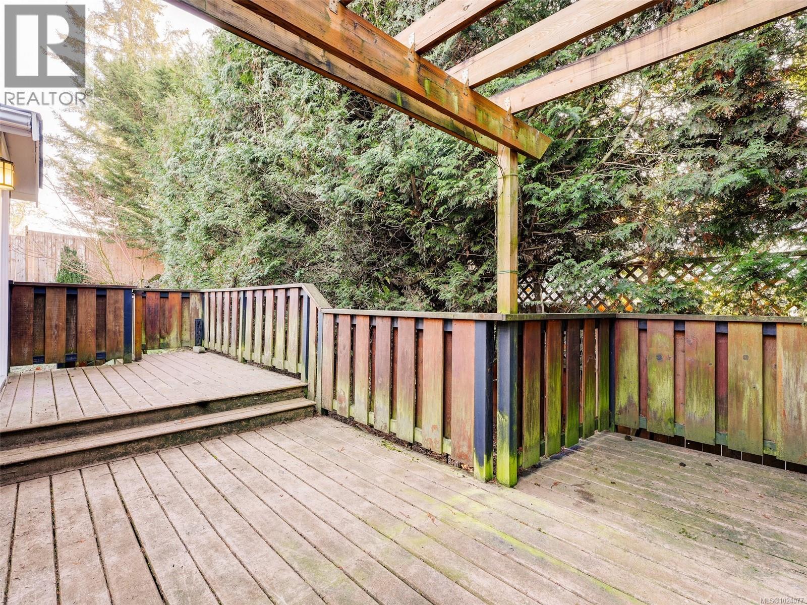 668 Charmar Cres, Langford, British Columbia  V9B 5W2 - Photo 25 - 1024077