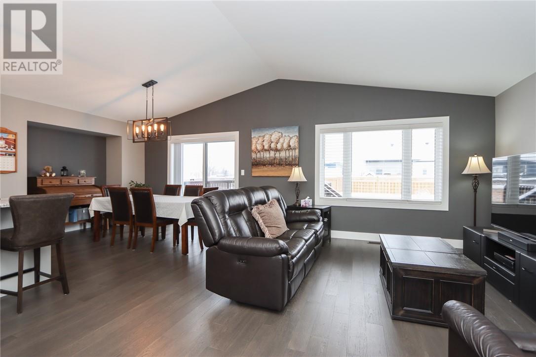 3019 Emerald Crescent, Chelmsford, Ontario  P0M 1L0 - Photo 12 - 2126177