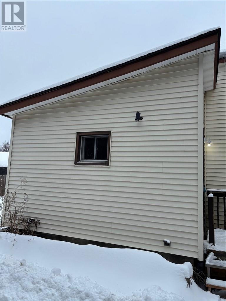 27 St. David Street N, Noelville, Ontario  P0M 2N0 - Photo 6 - 2126171