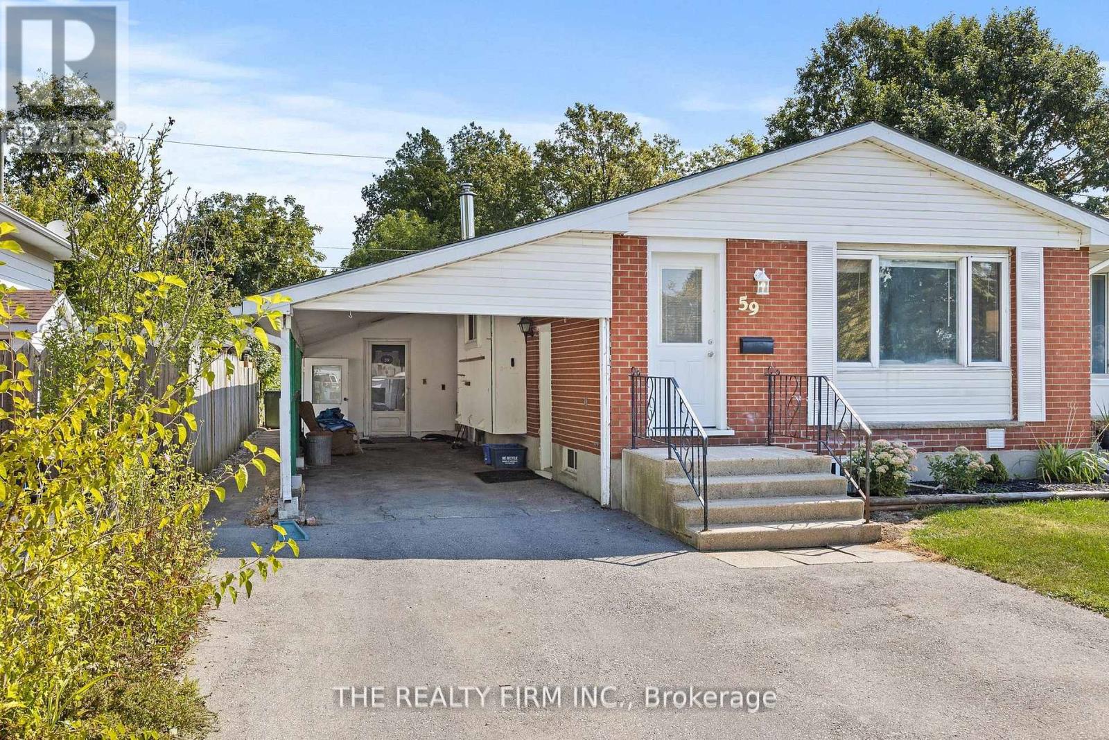 59 Joyce Street, St. Thomas, Ontario  N5P 3M3 - Photo 2 - X12723572