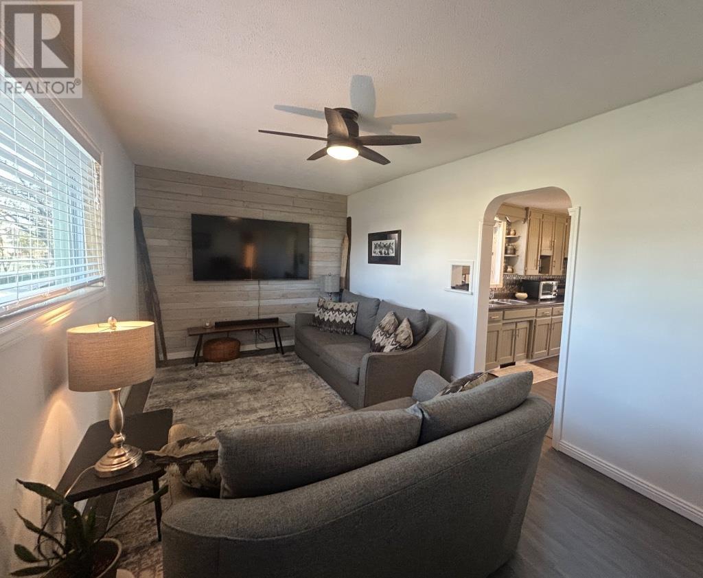 1201 Second St E., Fort Frances, Ontario  P9A 1P5 - Photo 8 - TB2600053