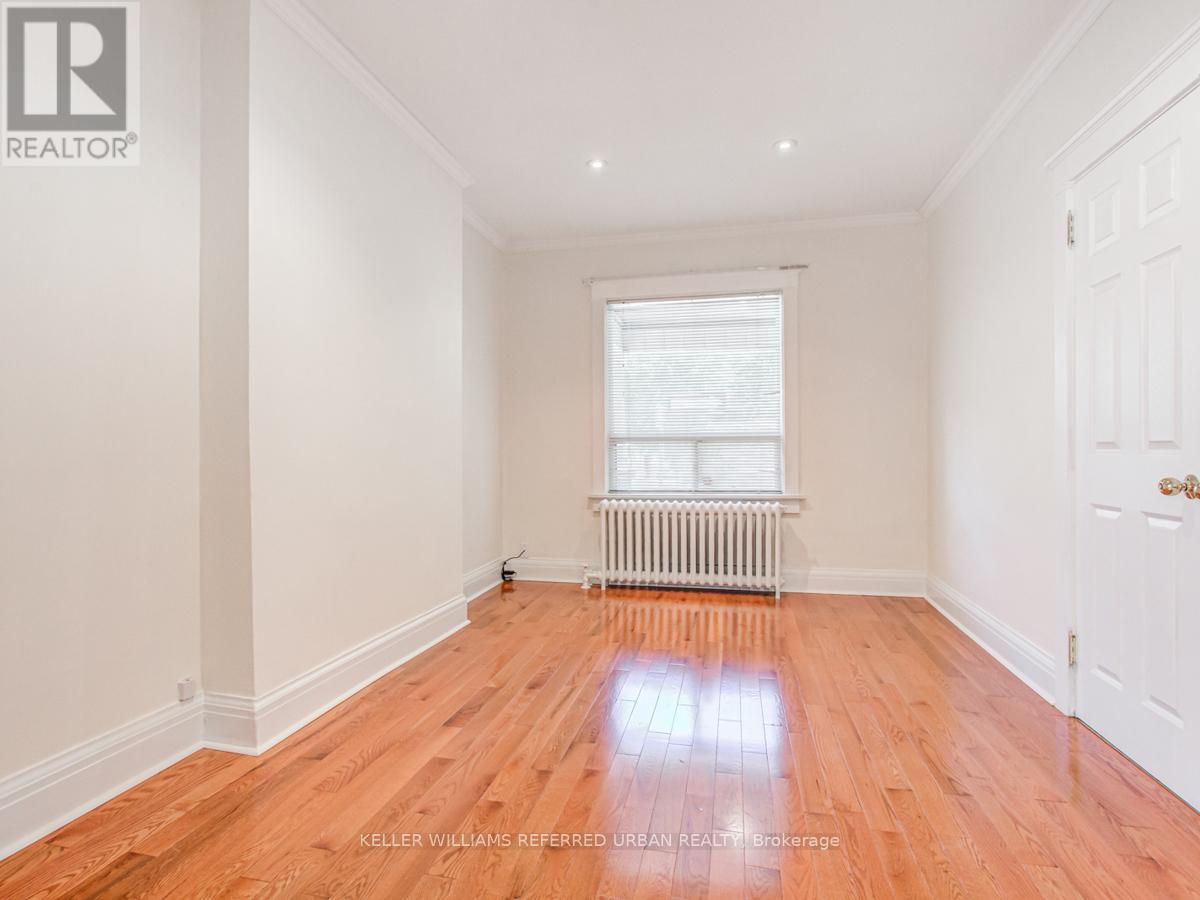 A - 108 Follis Avenue, Toronto, Ontario  M6G 2Z3 - Photo 3 - C12722780