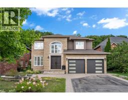 120 DAVIDSON Boulevard, Dundas, Ontario