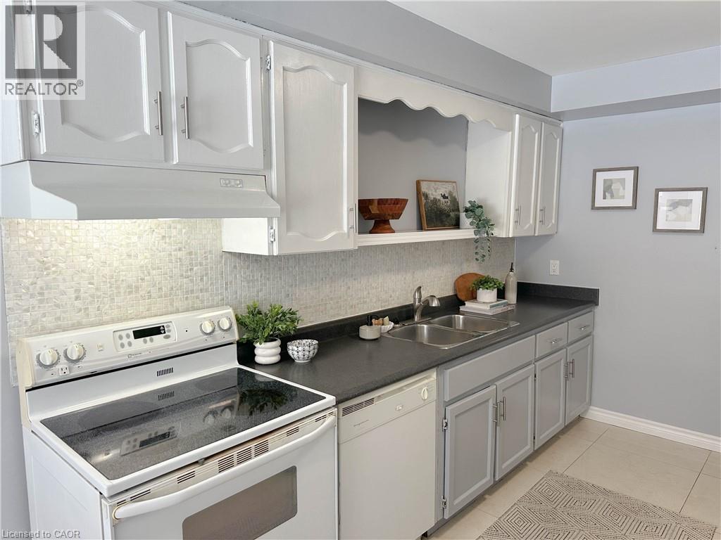 17 Rosanne Crescent, Hamilton, Ontario  L8T 2T8 - Photo 13 - 40800342