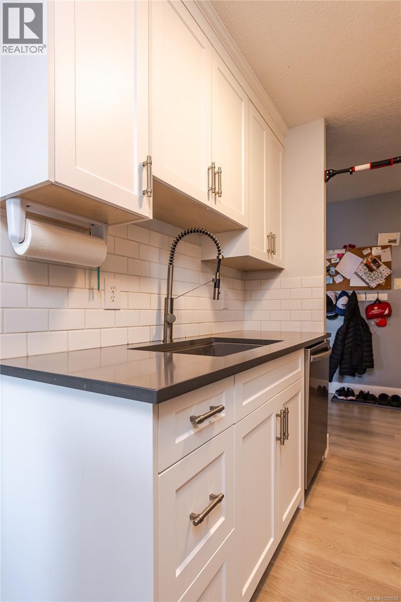 3208 995 Bowen Rd, Nanaimo, British Columbia  V9R 2A4 - Photo 34 - 1022859